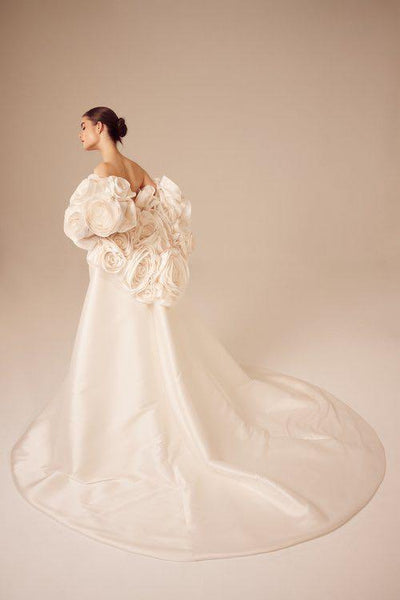 Nicole + Felicia NF038 – Elizabeth Johns