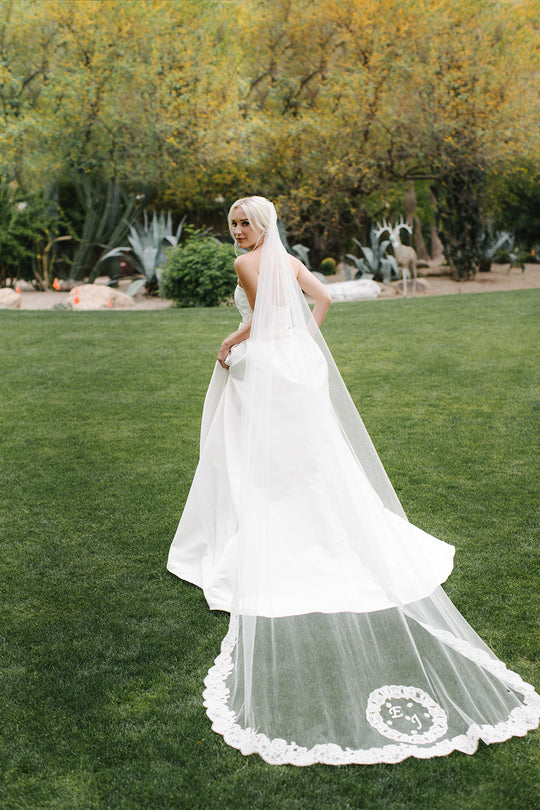 Elizabeth Johns Eternity Veil