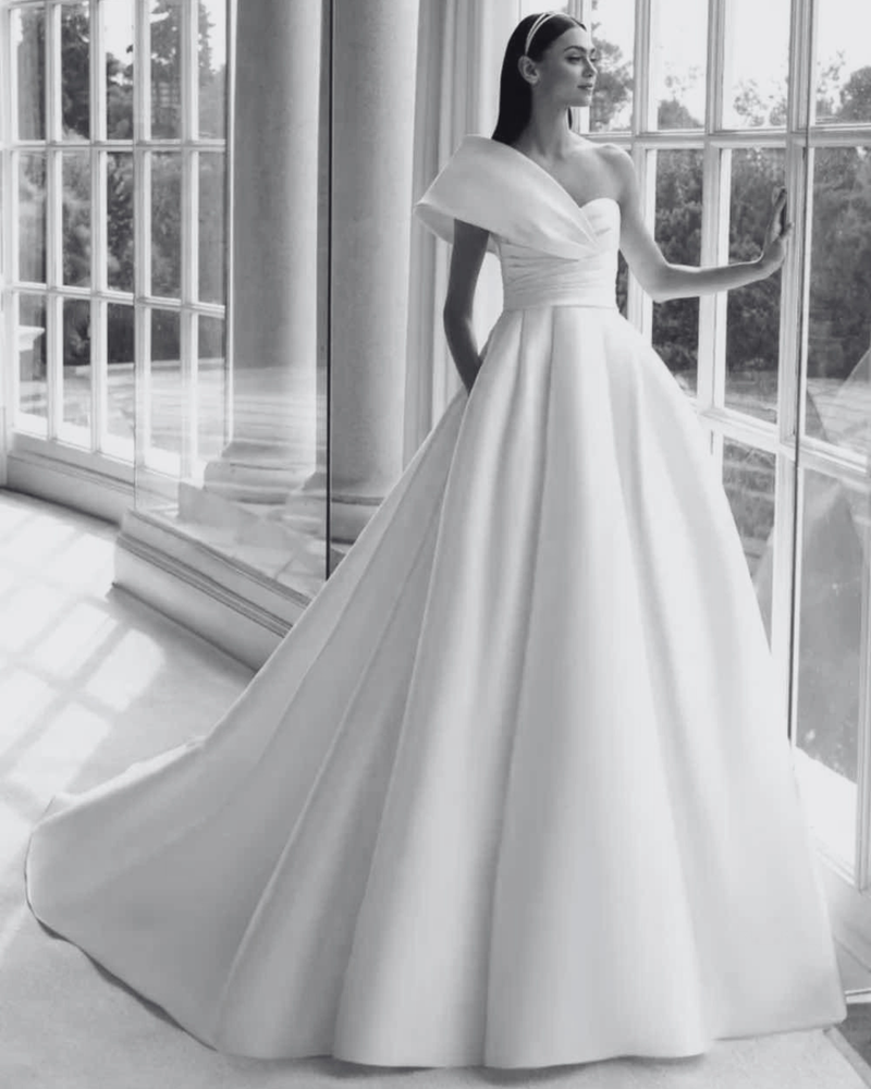 Pronovias
