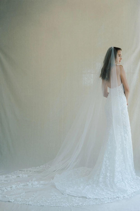 Blue Willow "High Meadows" Veil