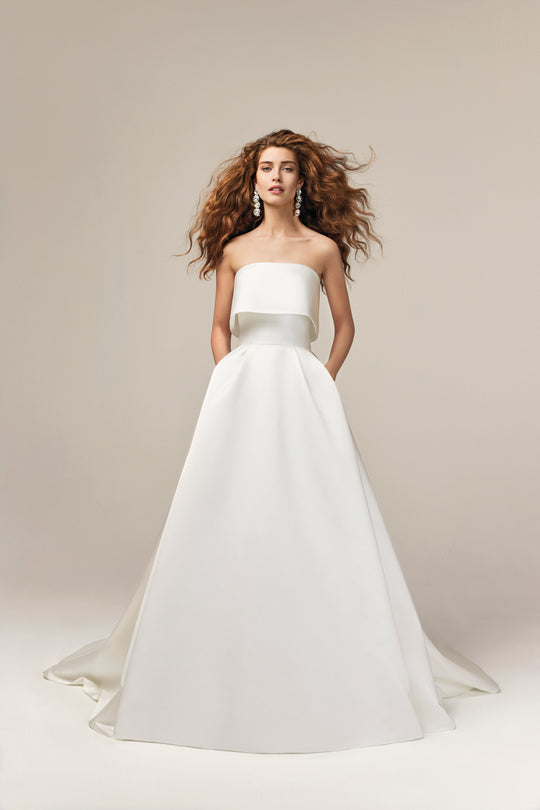 Jesus Peiro Elizabeth Johns Jesus Peiro Elizabeth Johns