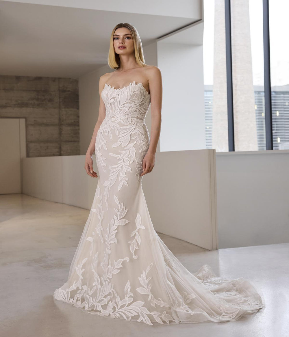 Pronovias "Debie"