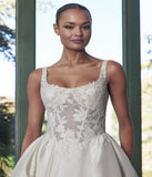 Pronovias "Swan"